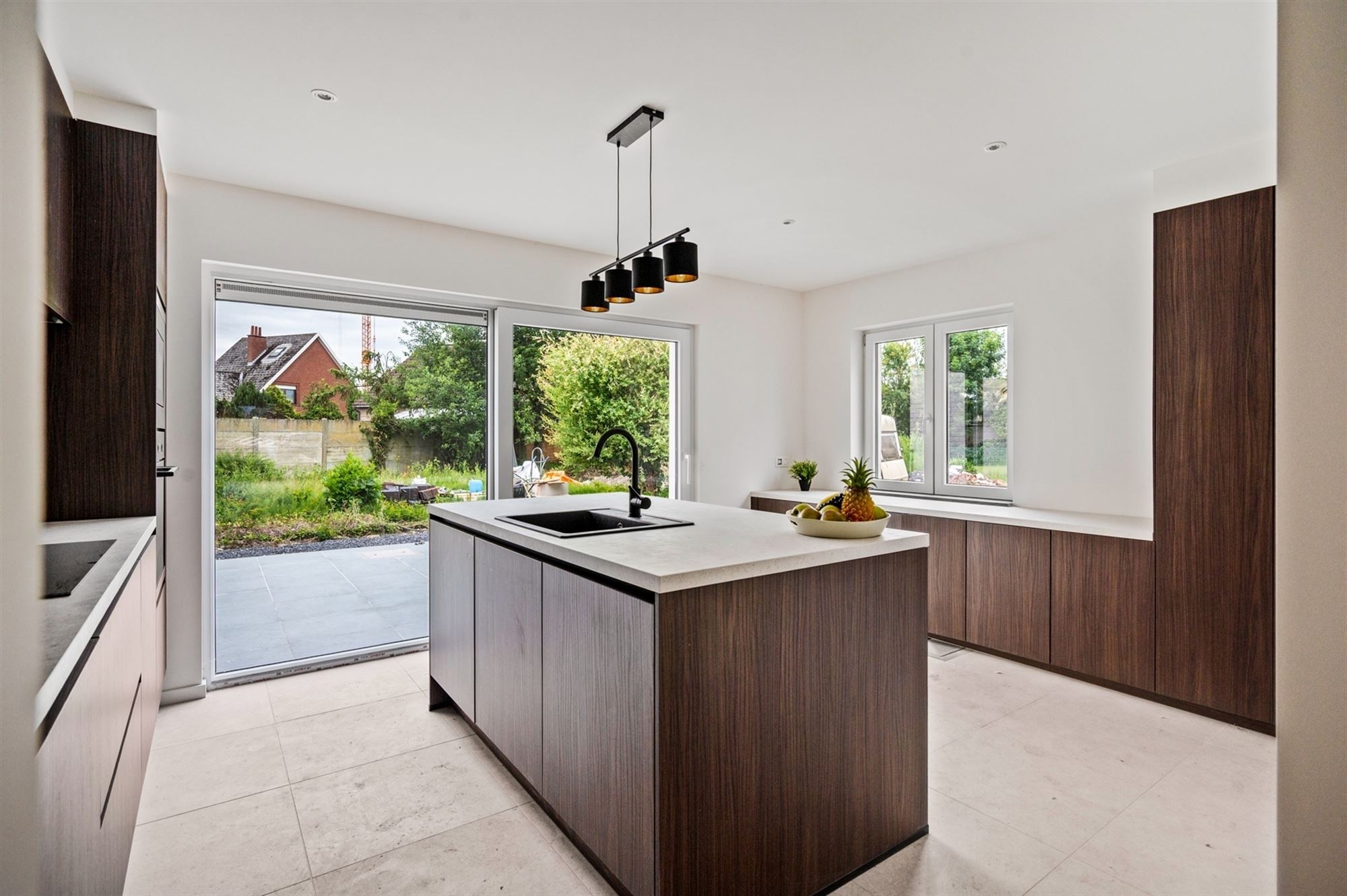 Recent gemoderniseerde, instapklare woning te Putte - foto 4