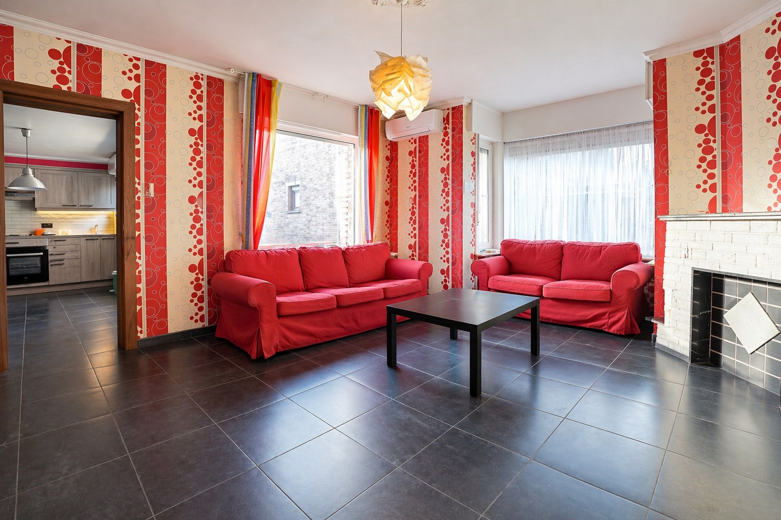 Alleenstaande woning met veel potentieel op 655m² te Houthulst. - foto 3