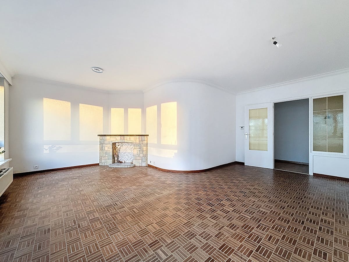 Ruim tweeslaapkamerappartement te huur in Merksem! - foto 1