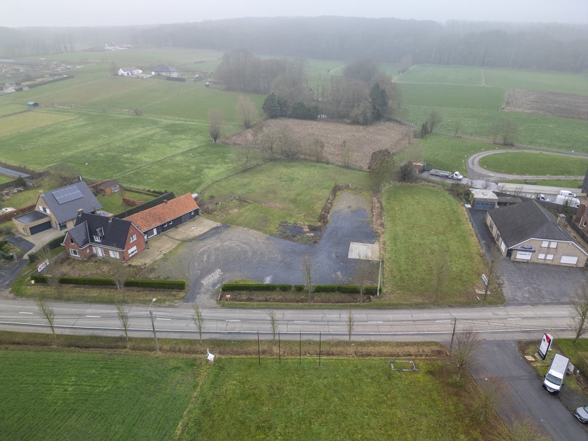 Terrain à bâtir à vendre dans un emplacement stratégique à Anzegem - photo 1