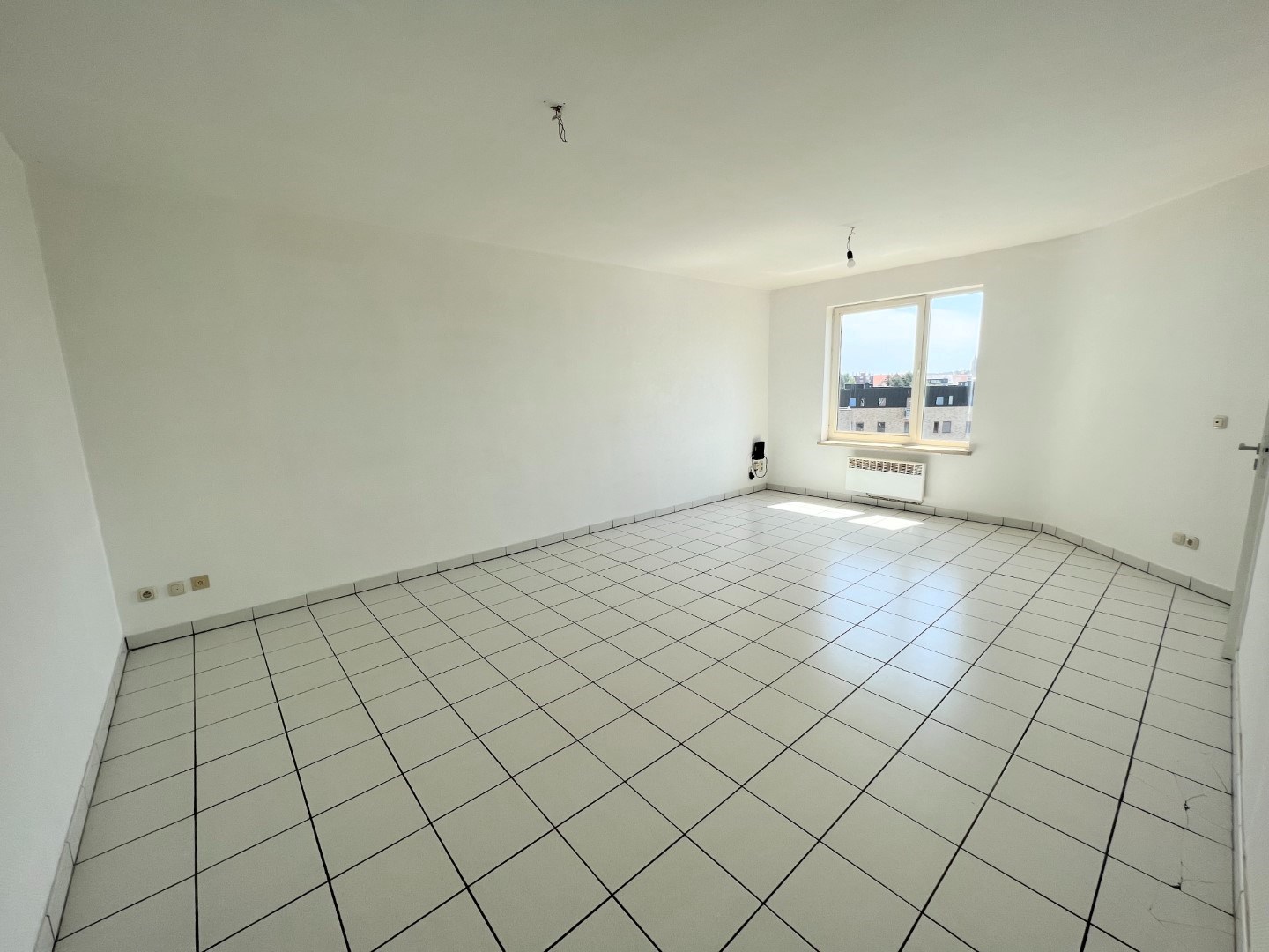 STUDIO MET TERRAS NABIJ HET CENTRUM - foto 3