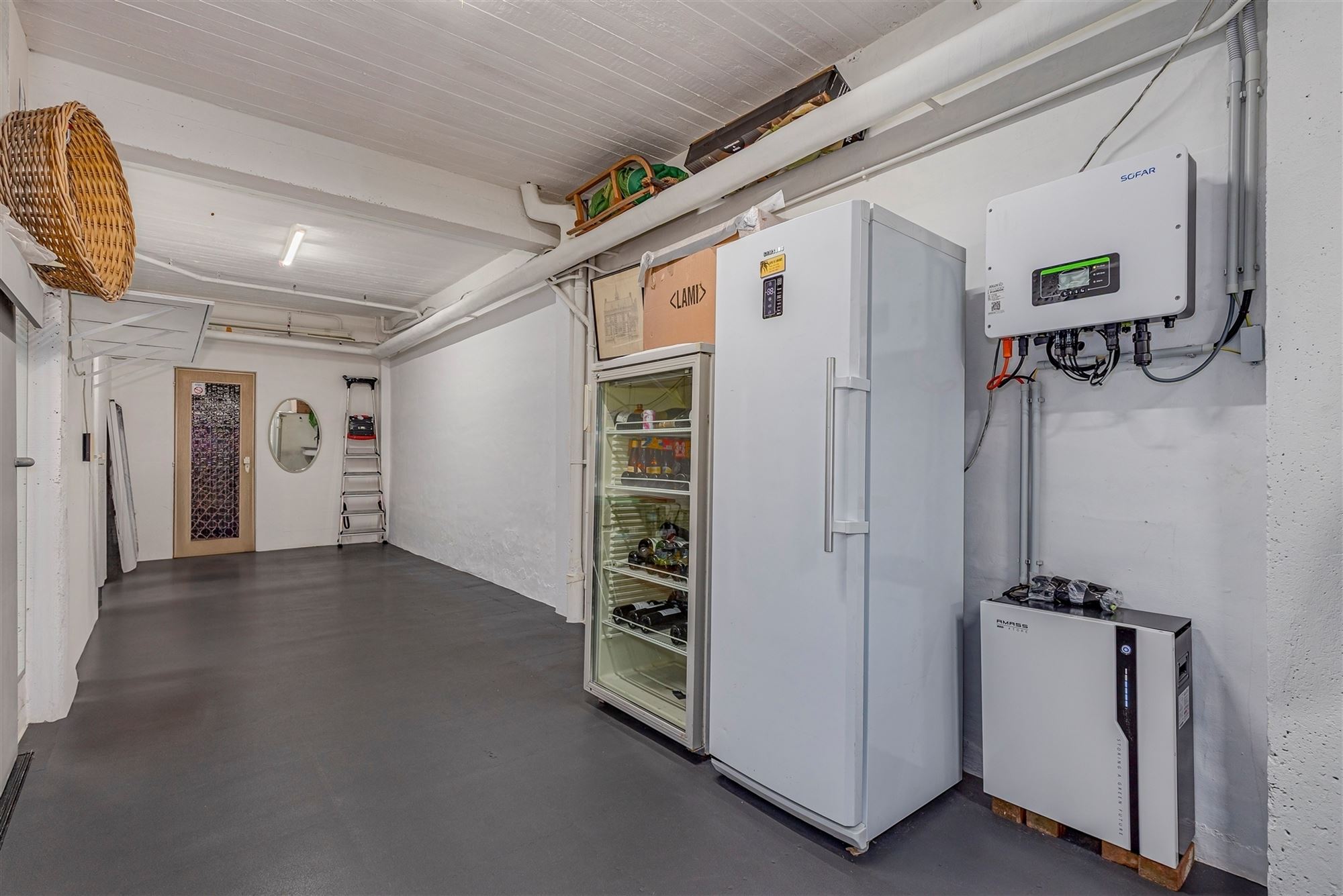 Ruime instapklare woning met grote garage/magazijn - foto 5