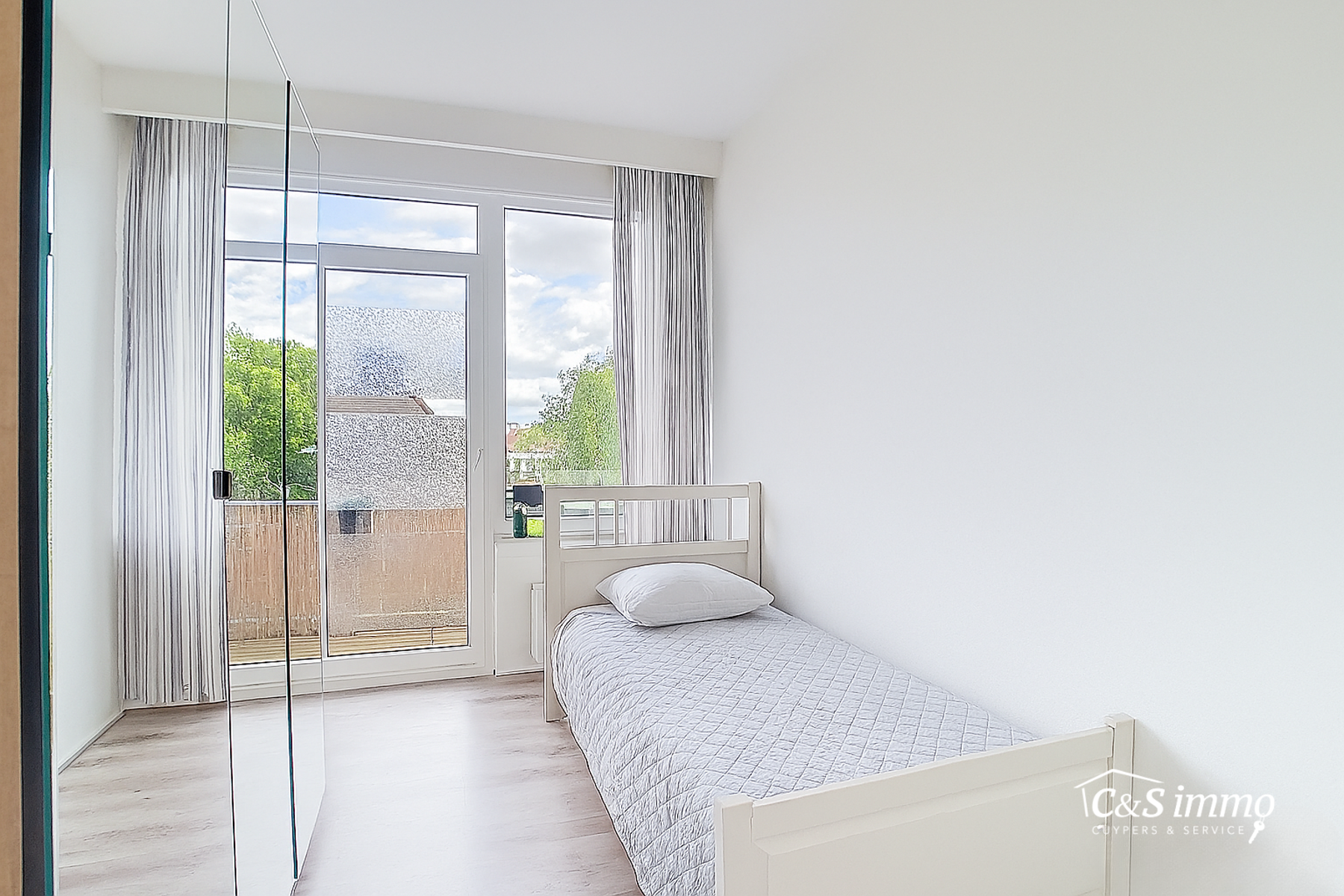 Instapklaar appartement op centrale locatie met terras - foto 2