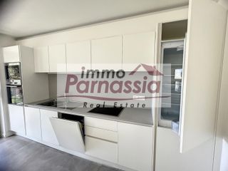 Prachtig appartement in een recent en standingvol gebouw, Woonkamer, volledig ingerichte keuken, berging/wasplaats mat wasmachine en droogkast,...