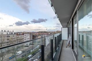 Lambrechtshoekenlaan 211 (6e verd.) - Merksem Appartement (80m²) met 1 slaapkamer en terras (9 m²) in Merksem. In de Lambrechtshoekenlaan woon je...