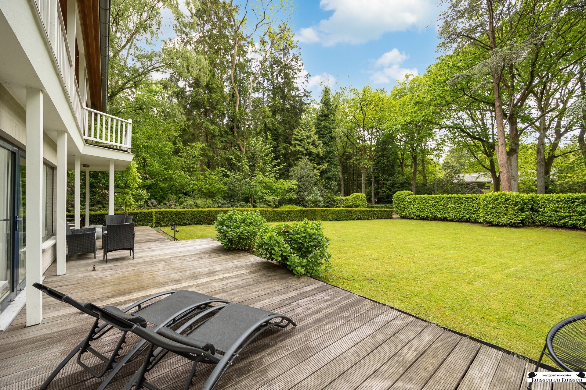 Villa - photo 5