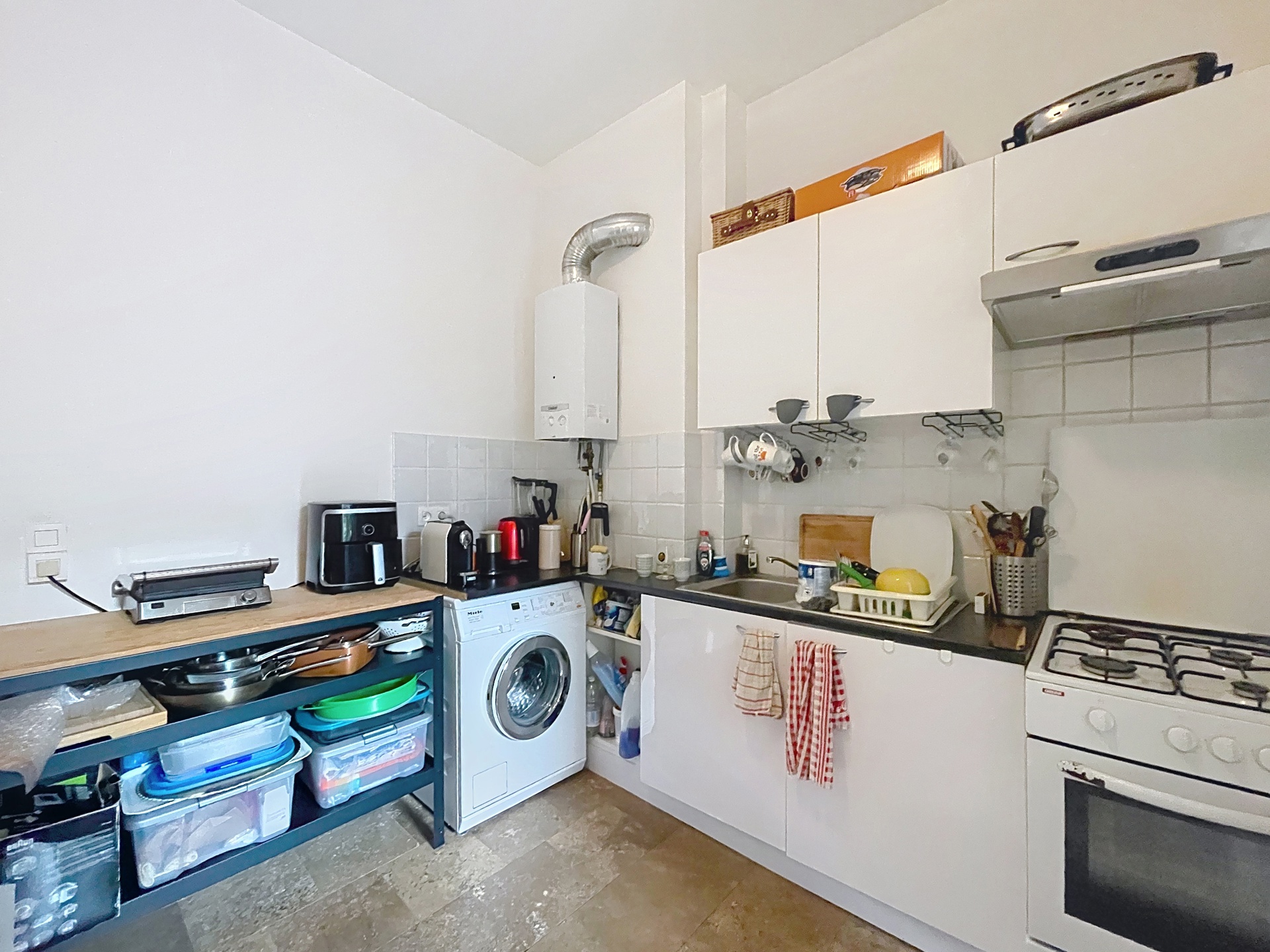 Mooie flat met 2 slaapkamers, dicht bij "Europese Commissie" - foto 5
