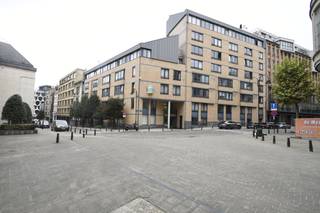 Ontdek deze instapklare studio van 23 m² op een absolute topligging in het bruisende centrum van Brussel.Gelegen op wandelafstand van de Grote Markt,...