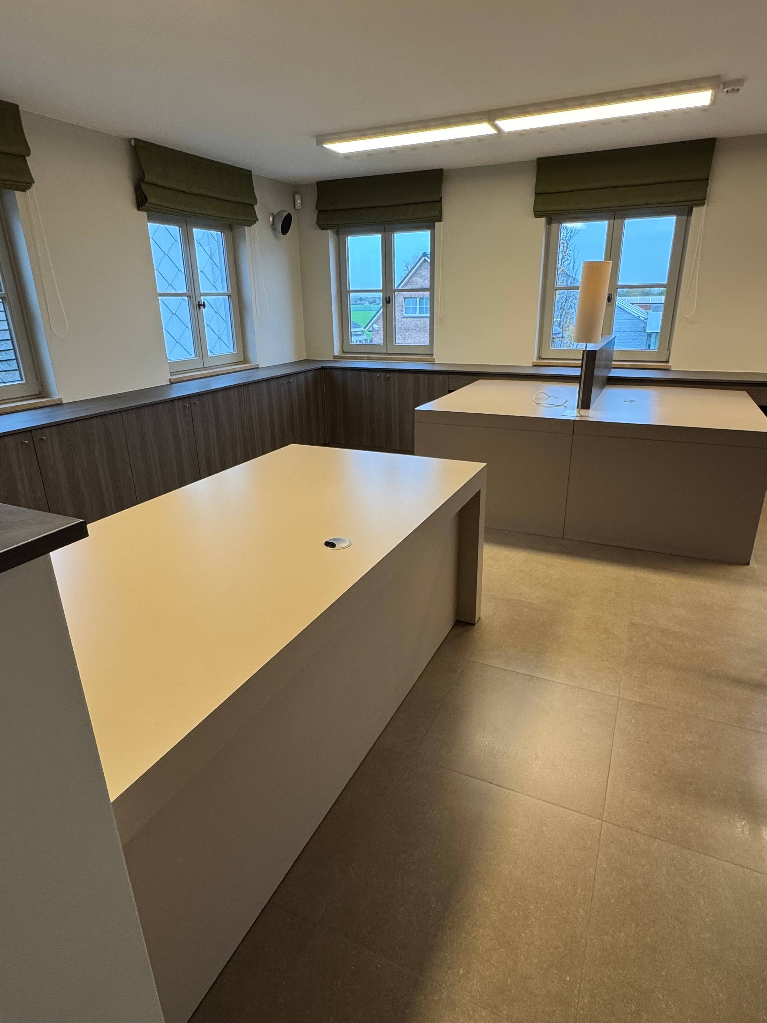 Stijlvolle kantoorrruimte te huur in het centrum van Wingene - foto 5