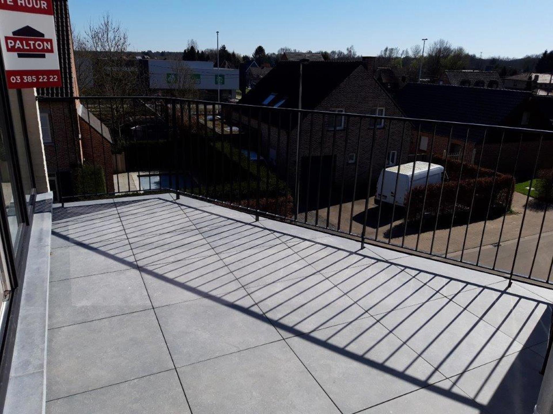 Lichtrijk dakappartement, 81m2  met 2 slaapkamers, EPC A, open zicht - foto 4