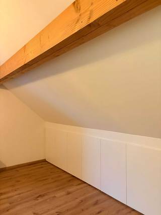 ONDER OPTIEDeze charmante halfopen woning in Grembergen biedt een ideale combinatie van comfort, energiezuinigheid en een rustige ligging. Dankzij...