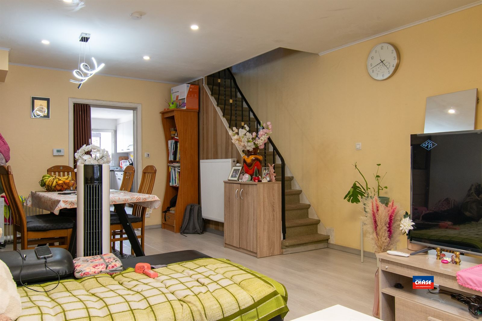 Op te frissen woning met 3 slpks, zolder en tuin - foto 5