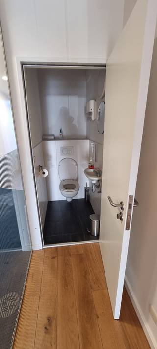 Commercial for rent in Wommelgem