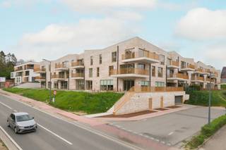 TE KOOP — RUIM LUXUEUS NIEUWBOUWAPPARTEMENT OP TOPLOCATIE IN STERREBEEK Op een uitstekende ligging op wandelafstand van het centrum van...