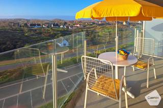 Deze studio vormt een uitstekende opportuniteit voor wie op zoek is naar een betaalbare eigendom op één van de mooiste locaties aan de kust...