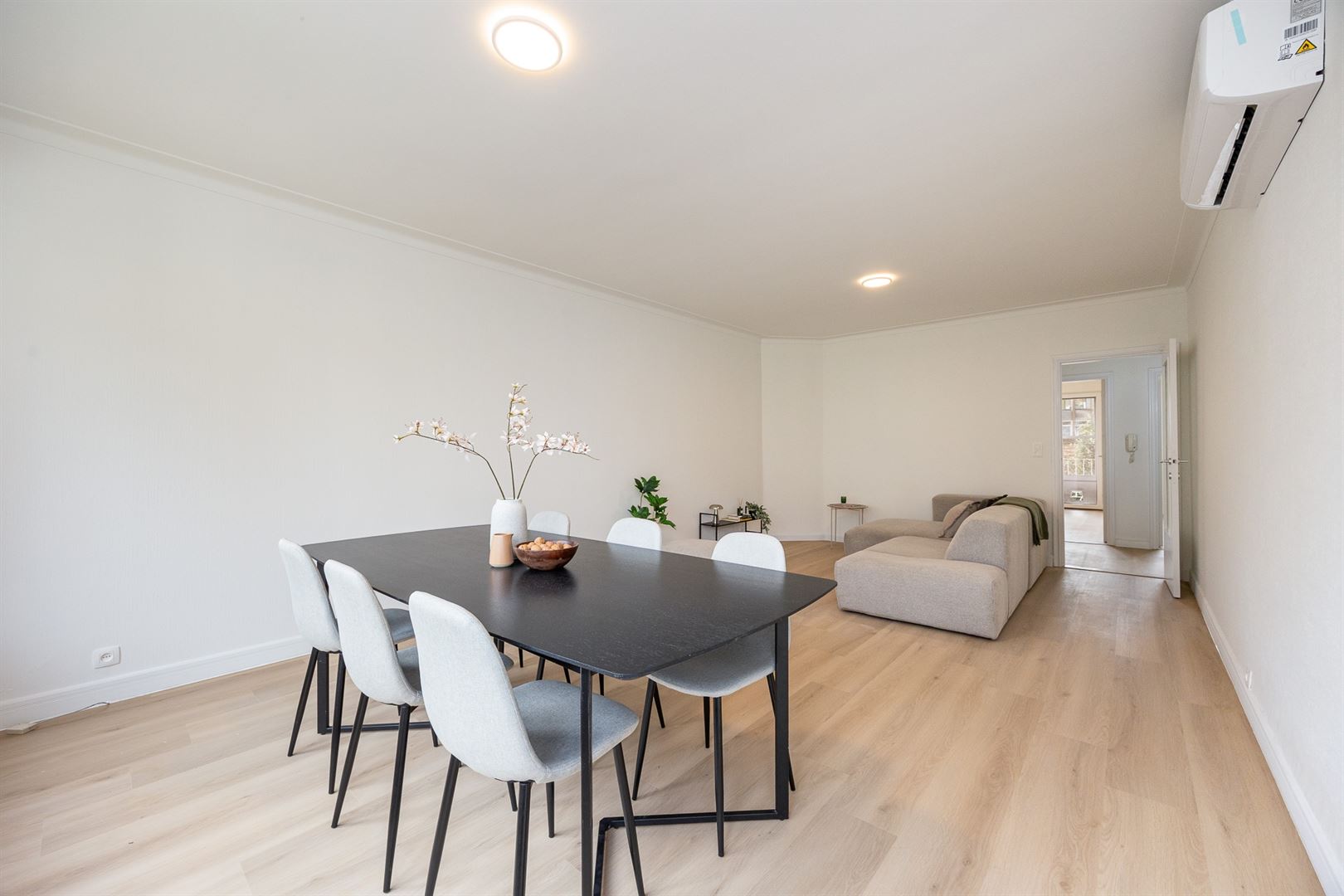 Gerenoveerd 2-slaapkamer appartement - foto 5