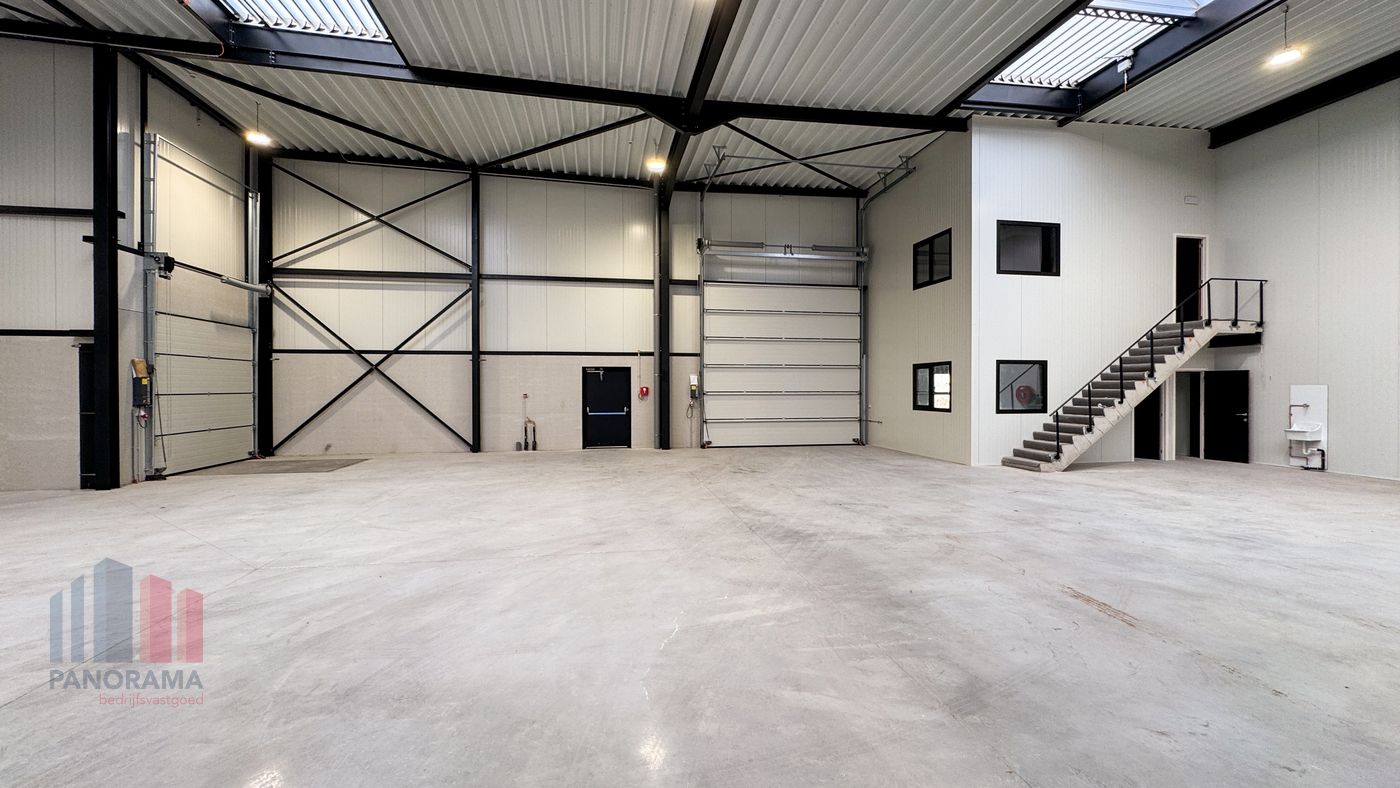 NIEUWBOUW KMO-UNIT VAN 359 m² TE HUUR - foto 5