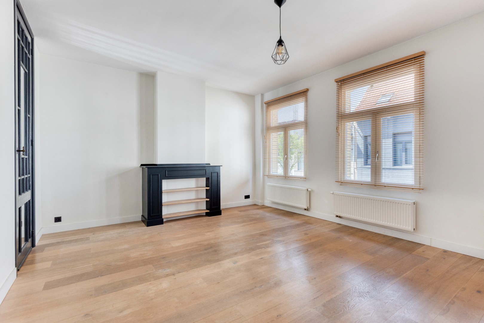 Apartment for sale in Antwerp with 2 bedrooms - photo 1