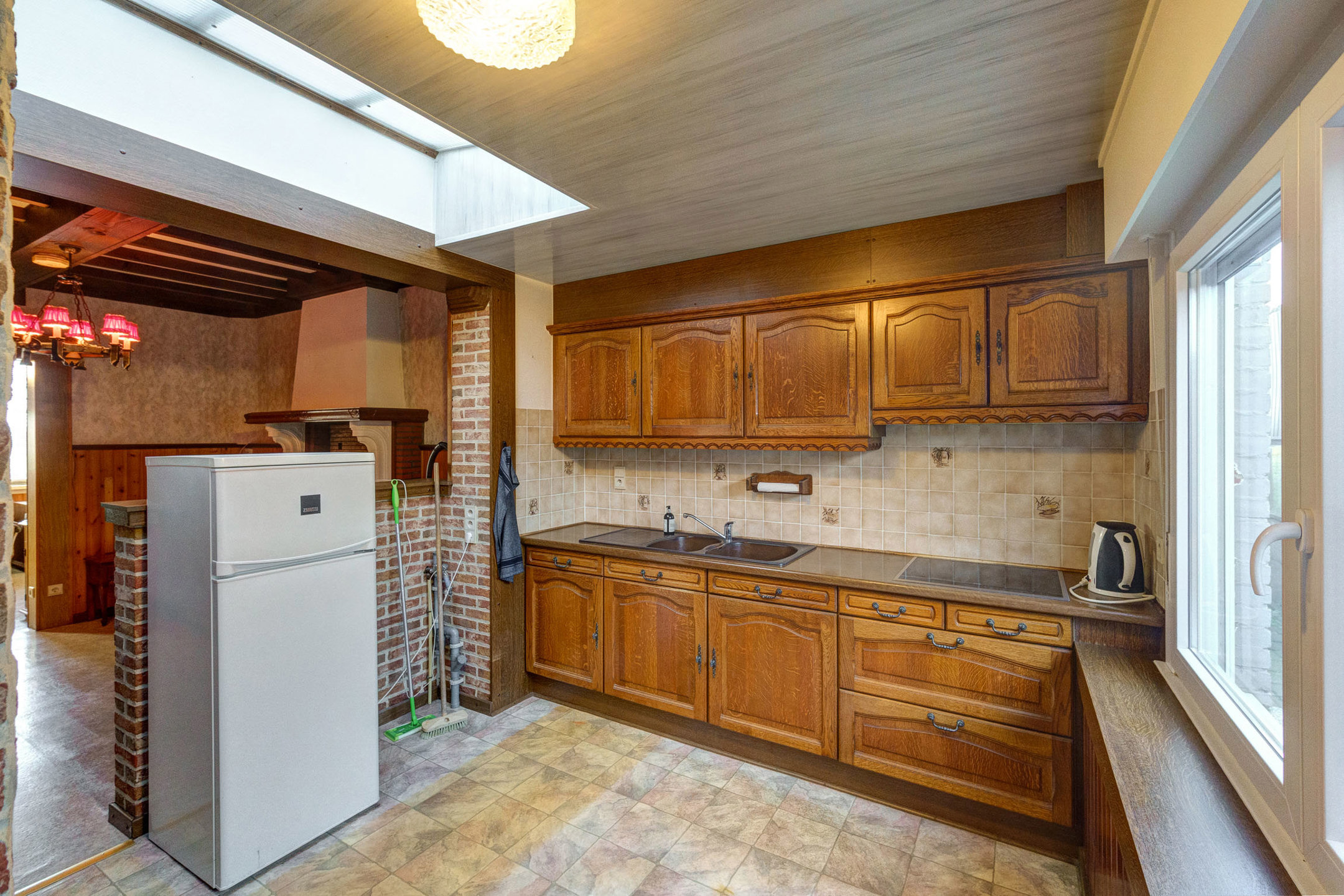 Te renoveren rijwoning nabij het centrum van Berlaar. - foto 5