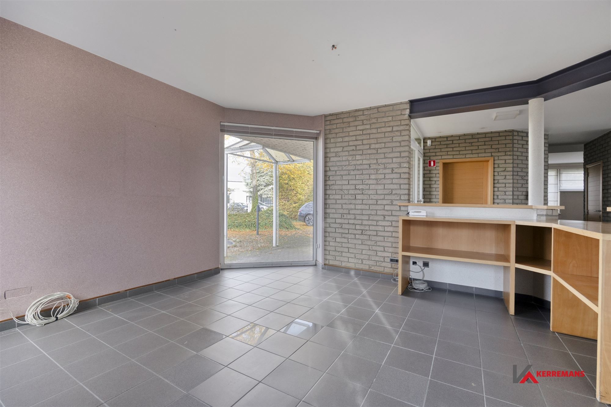 Kantoorgebouw. - foto 4