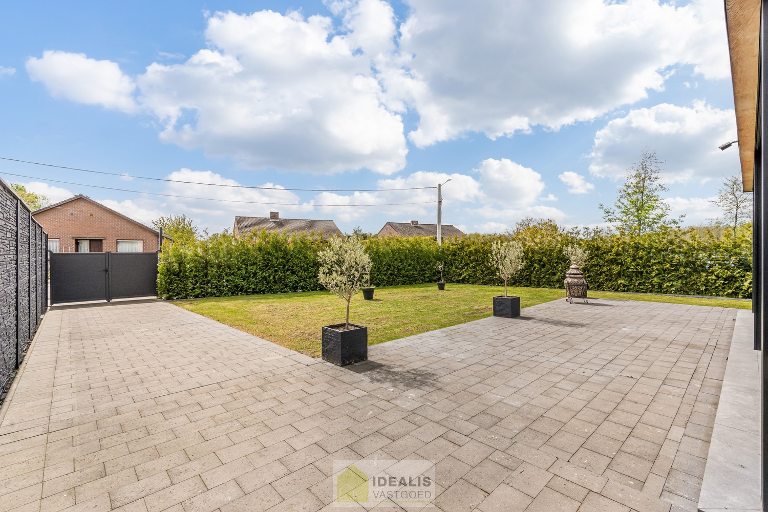 EEN BIJZONDER RIANTE WONING VAN MAAR LIEFST 302M² WOONOPPERVLAKTE OP EEN KNAP PERCEEL VAN 5A 90CA. - foto 5