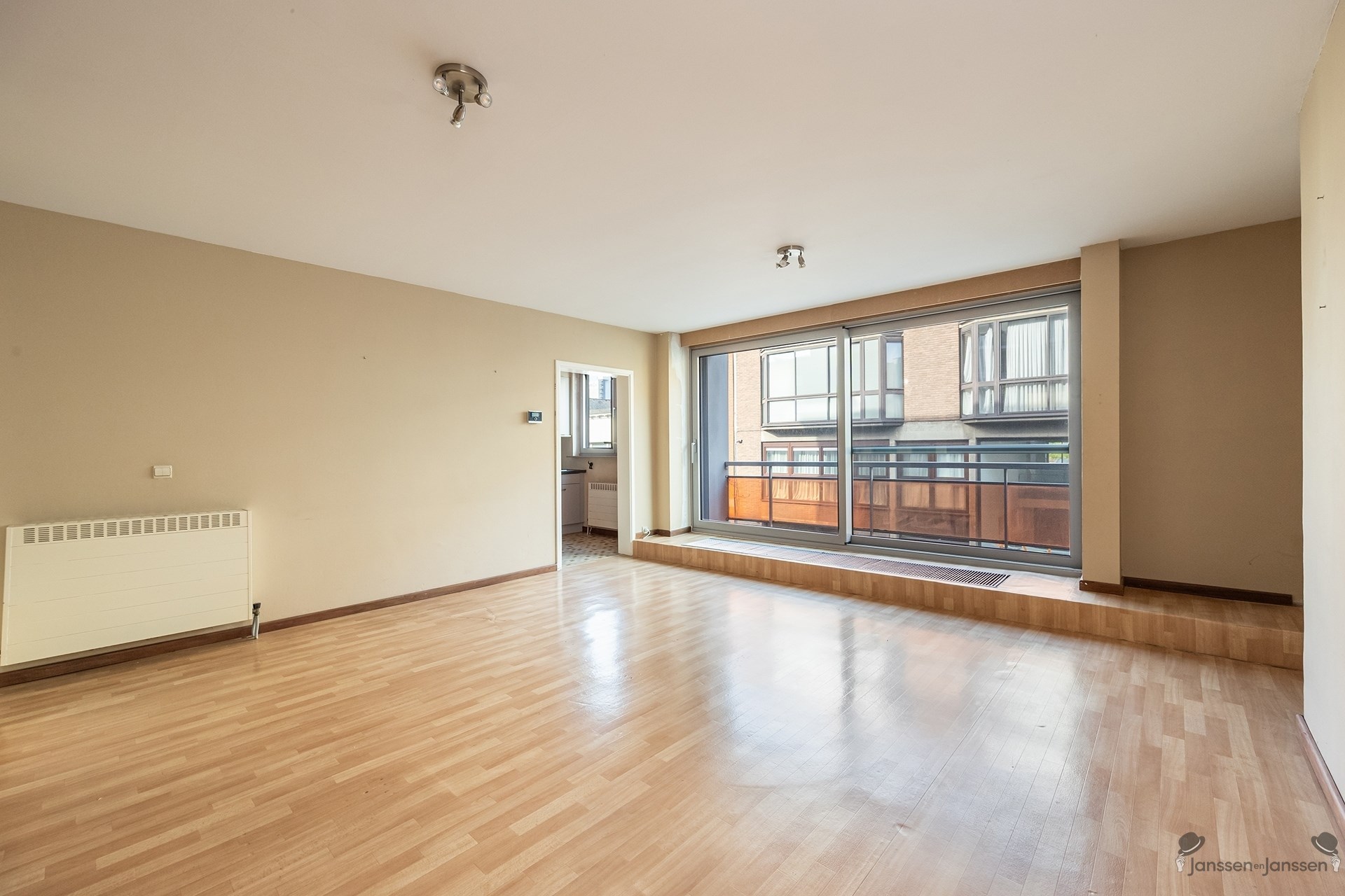 Charmant appartement van 83m² nabij centrum Merksem. - foto 4
