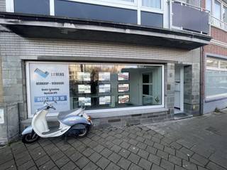 Dit handelspand ligt op een goed bereikbare plaats dichtbij het centrum van Oostende, er is veel parkeermogelijkheid in de buurt. Het pand...