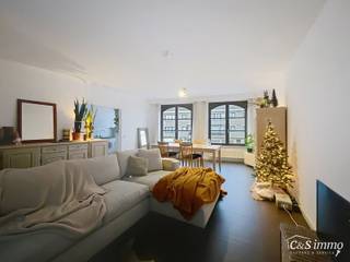 2 Slaapkamer appartement met terras (ca. 20m²) op de eerste verdieping in het centrum van St Job In't Goor. Lichtrijke woonkamer (ca. 44m²)...