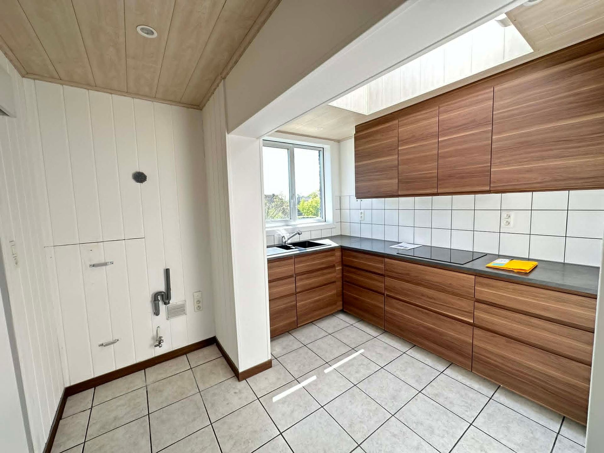 Apartment - photo 3
