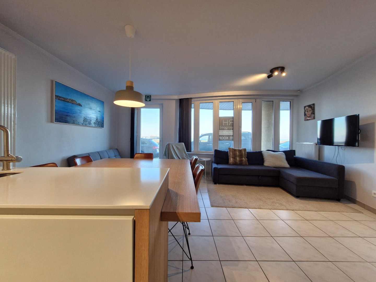 Appartement spacieux au rez-de-chaussée en bord de mer avec vue dégagée. - photo 4