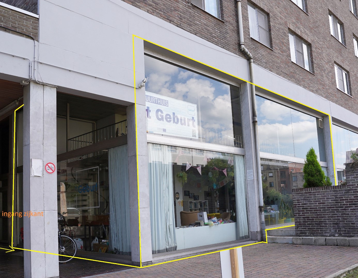 Goed gelegen pand met mogelijkheid tot terras - foto 1