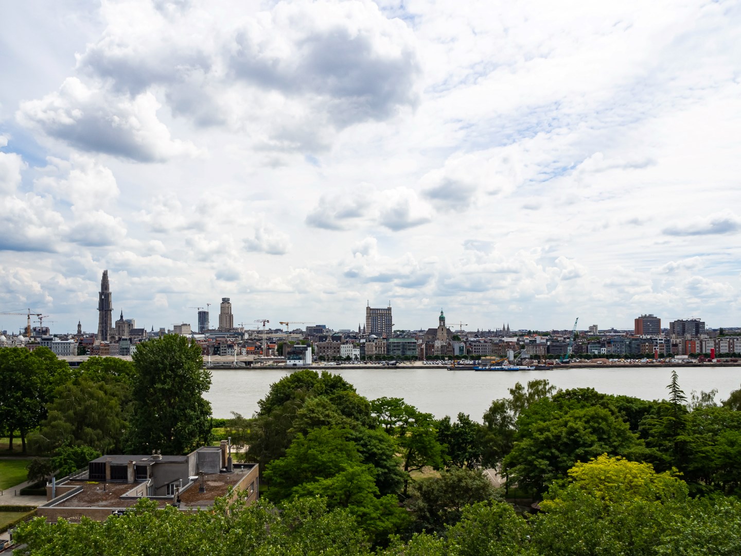 Appartement gelegen op de 9de verdieping - foto 5