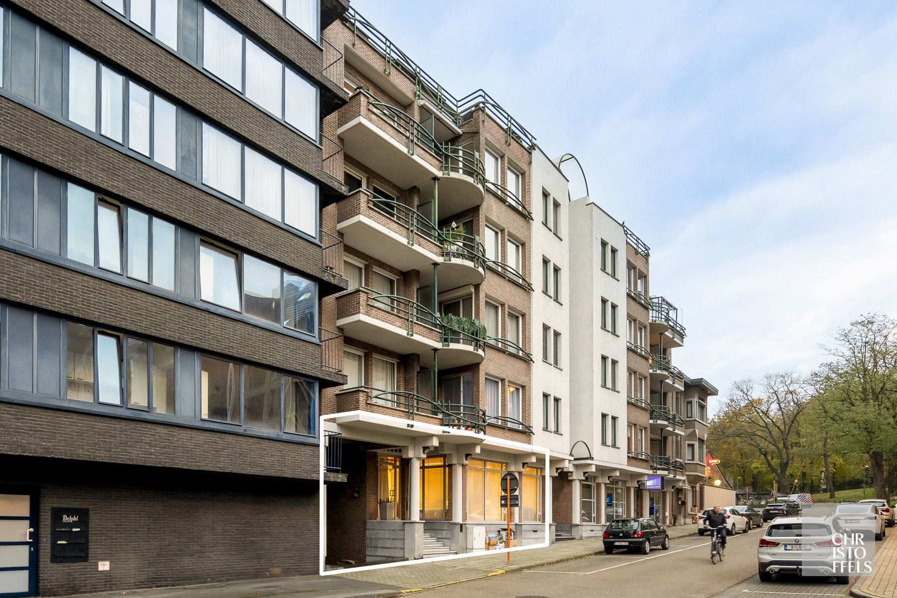 Verhuurd handelspand van 145m² in Genk centrum! - foto 1