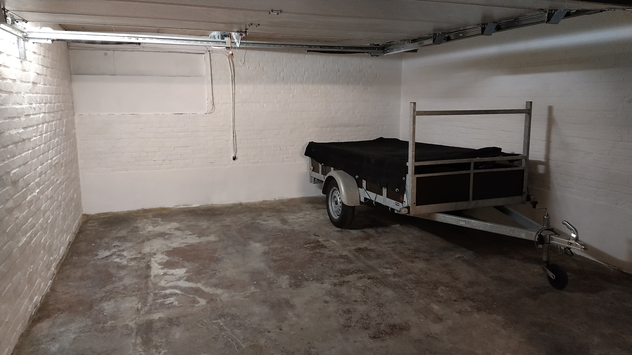 Ruime, goed gelegen garage te koop - foto 4