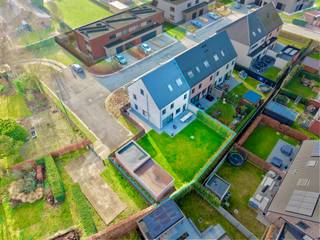 TE KOOP AAN REGISTRATIERECHTEN (2% of 12%) – GEEN BTWPrachtige halfopen nieuwbouwwoning (2019) in Assenede – uniek voor de streek!Aan het einde van...