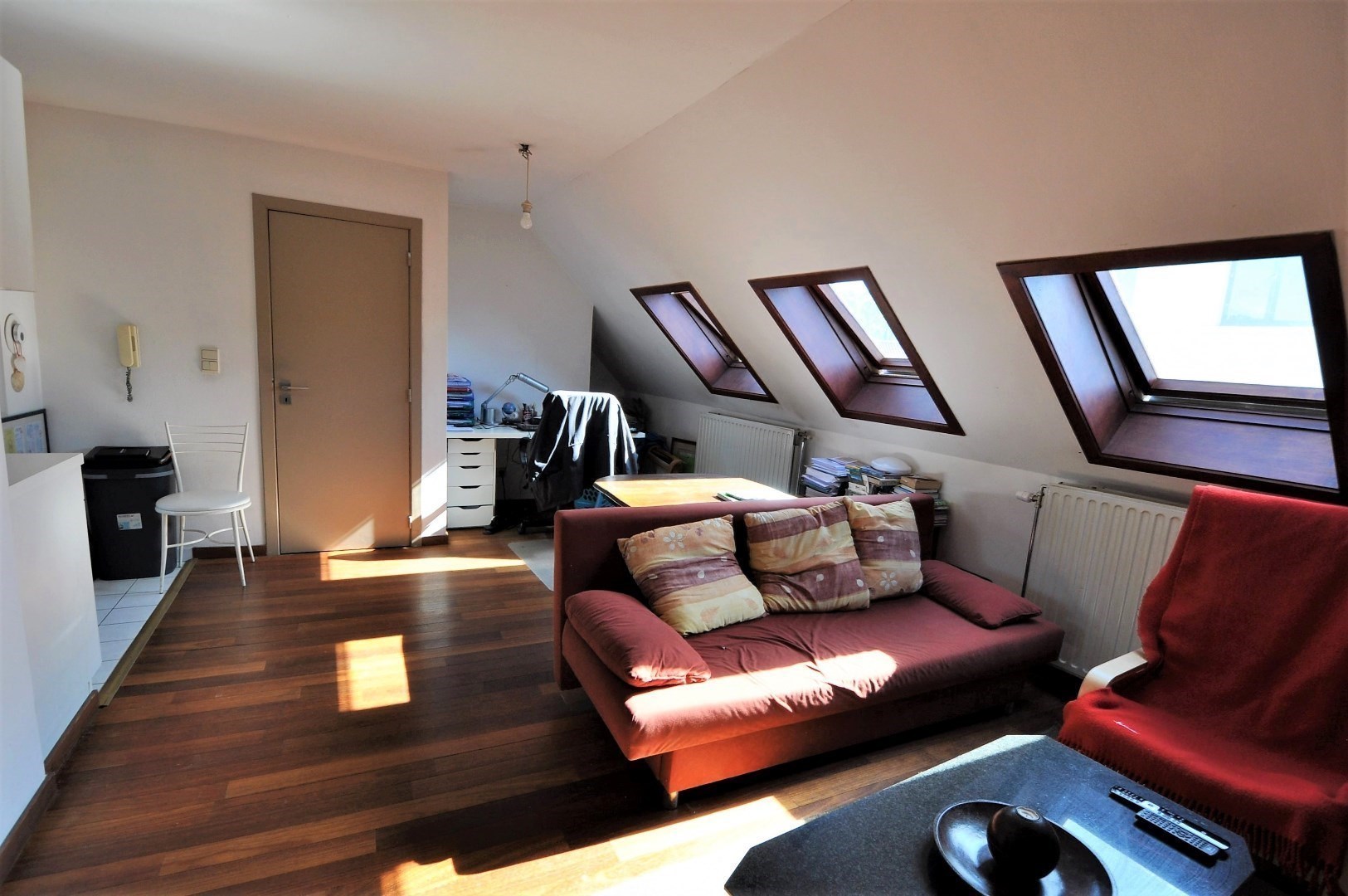 Studio-appartement op een rustige locatie in hartje Brugge. - foto 2