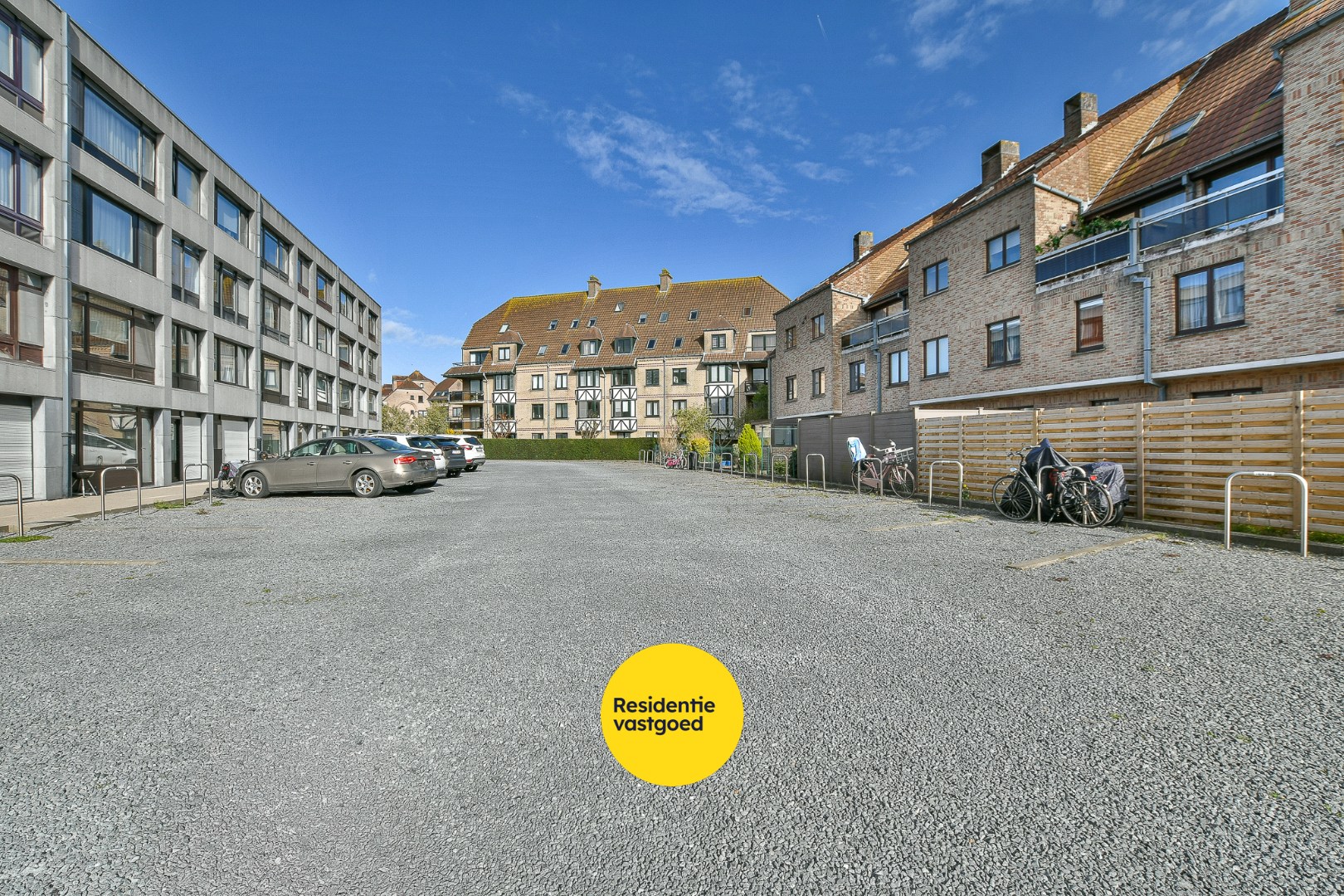 Staanplaats te huur (45€/maand) in het centrum van De Haan. De staanplaats bevindt zich tussen de Ringlaan-Noord en de Goudfazantlaan.