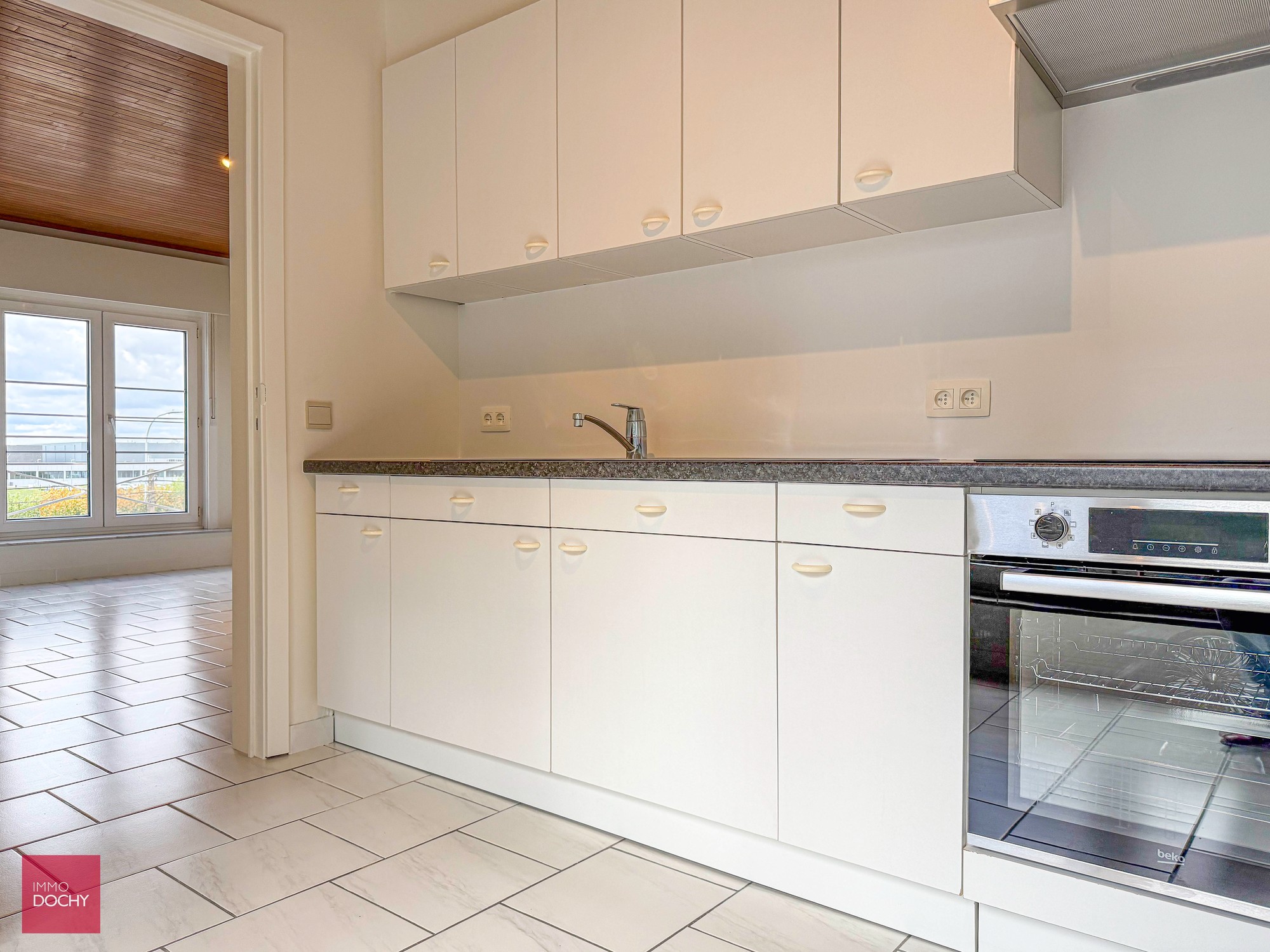 Volledig gerenoveerd duplex - appartement met garage | Deerlijkseweg - foto 4