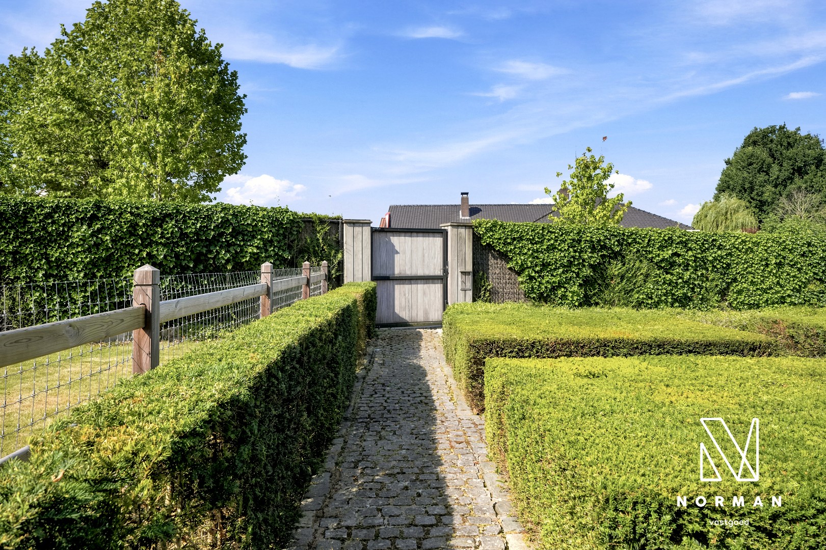 Villa met zwembad op een perceel van 1.598 m² - foto 5