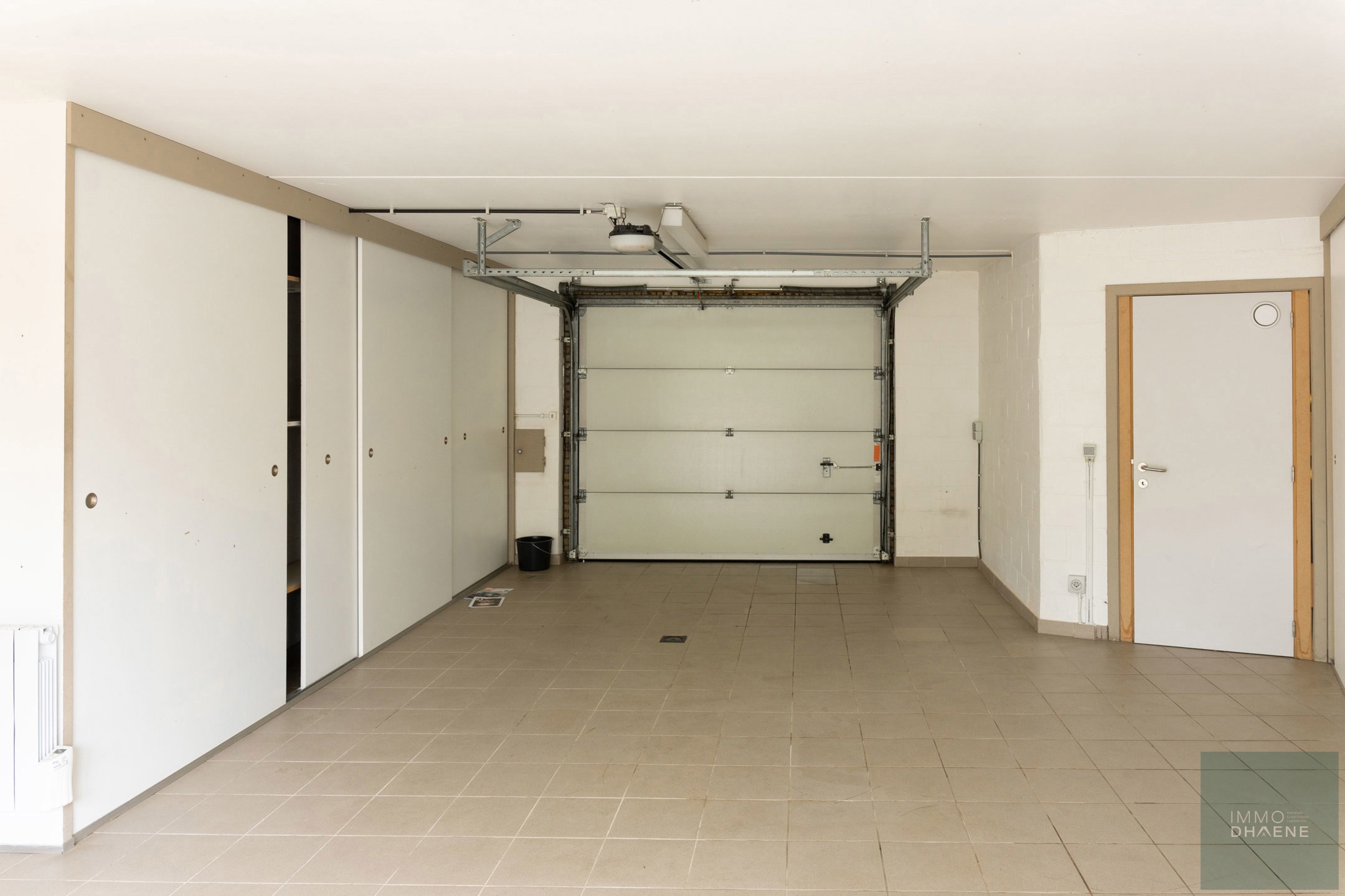 Ruime woning met tuin, terras en inpandige garage! - foto 4