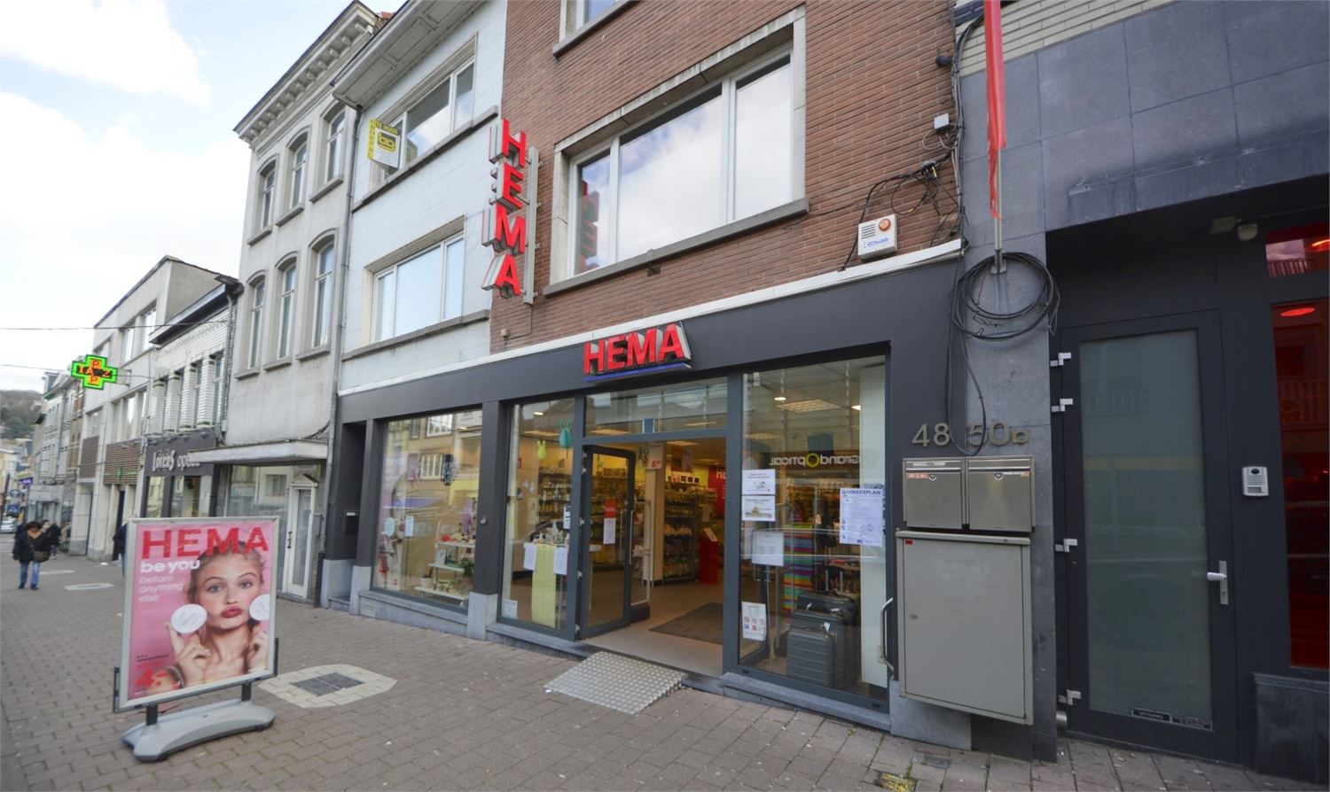 INVESTERINGSEIGENDOM VERHUURD AAN HEMA + VERNIEUWDE DUPLEX - foto 3