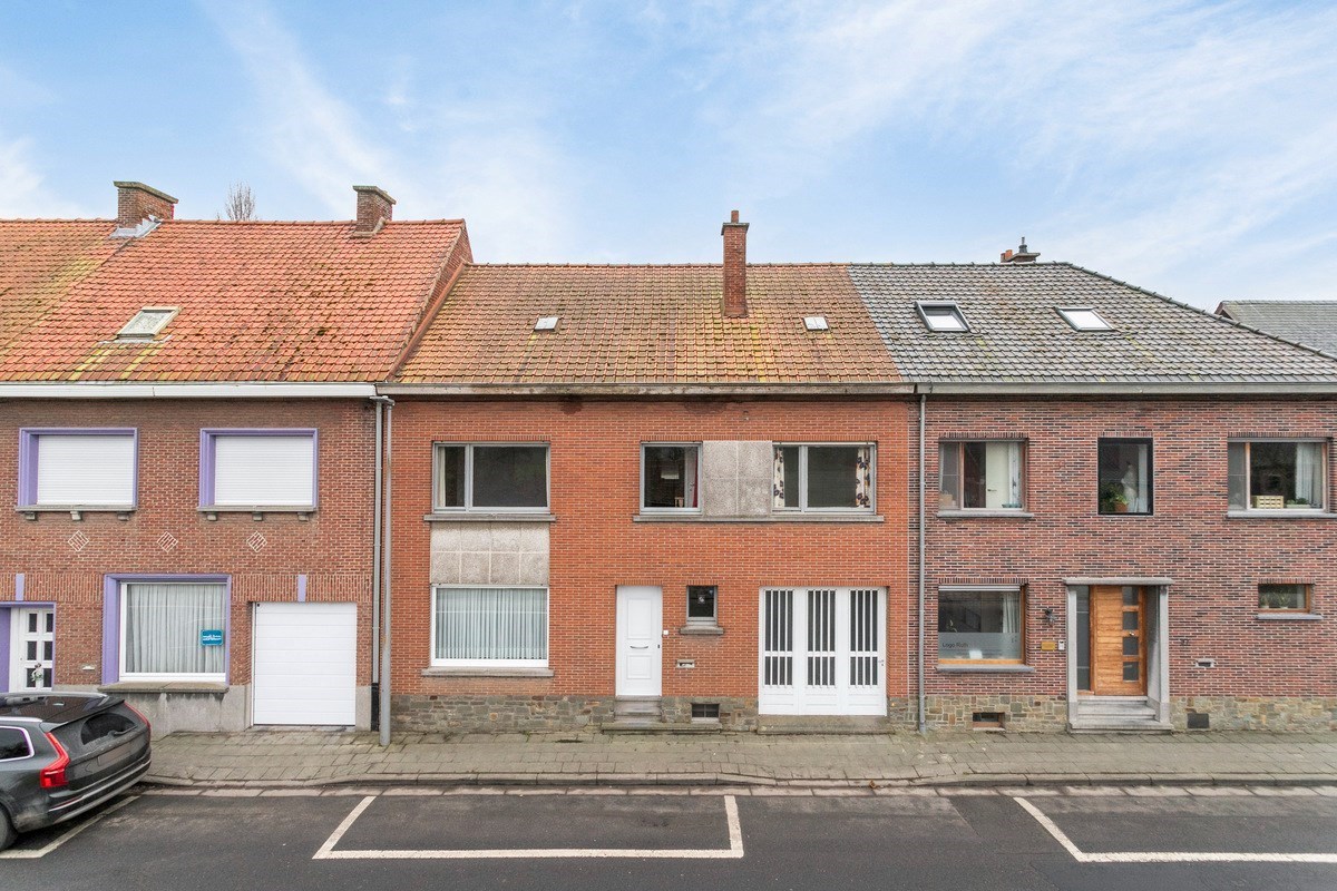 Ruime woning met 4 slaapkamers en garage! - foto 1