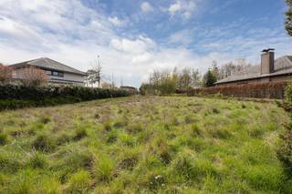 Twee Zuidgerichte Bouwgronden zonder Achterburen in rustige wijk nabij centrum Duffel Woningbeschrijving en indelingDeze twee aaneengrenzende...