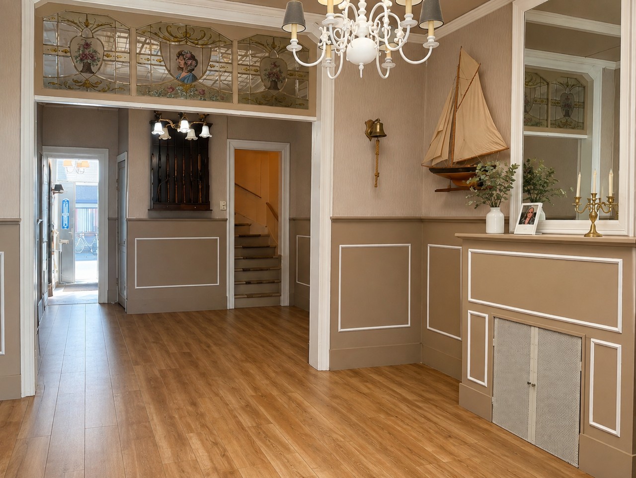 Te renoveren woning met 2/3 slkmrs en stadstuintje op een goede locatie! - foto 4