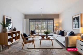 Layout:- entrance hall- living/dining room (32m²)- equipped kitchen (8.30m²)- separate toilet- bathroom with walk-in shower, sink and washing machine and dryer connections (6.7 m²)- bedroom 1 (11m²)- bedroom 2 (7m²)- separate storage room (4.4 m²)- porch (12.35m²)- storage adjacent to the porch (1.5 m²)- garden- garage box with electric gate (also accessible from the garden) Mandatory garage box with manual gateDetails: - small-scale, well-maintained building - low common costs - individual gas and electricity meters-??? compliant electricity and asbestos safe- shutters- servitude road to the garage boxesAre you interested in this apartment for sale near the center of Aartselaar? Do not hesitate to contact us at janice.racaj@dewaele.com or 03 206 76 73.Do you also want to sell or rent your property? We are happy to help you out.Always at your service to help you with all your questions about real estate!Register of measures: no