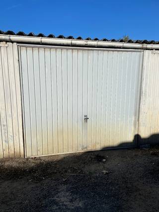 Garage à louer à Geel