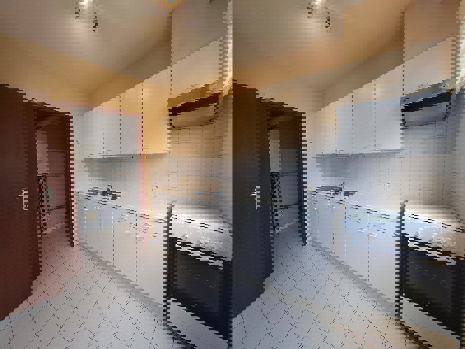 Ruim Appartement Met Binnen Parking! - foto 5