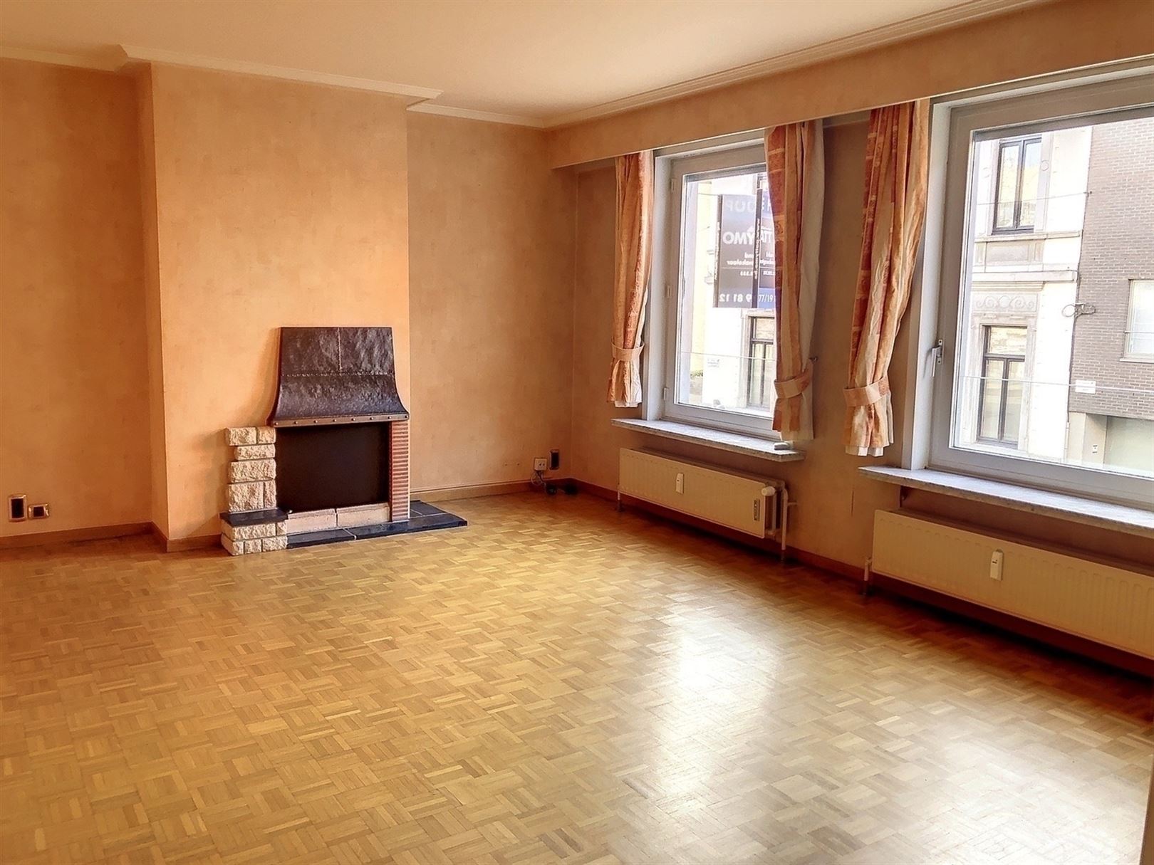 Twee slaapkamer appartement gelegen in centrum Oudenaarde. - foto 3