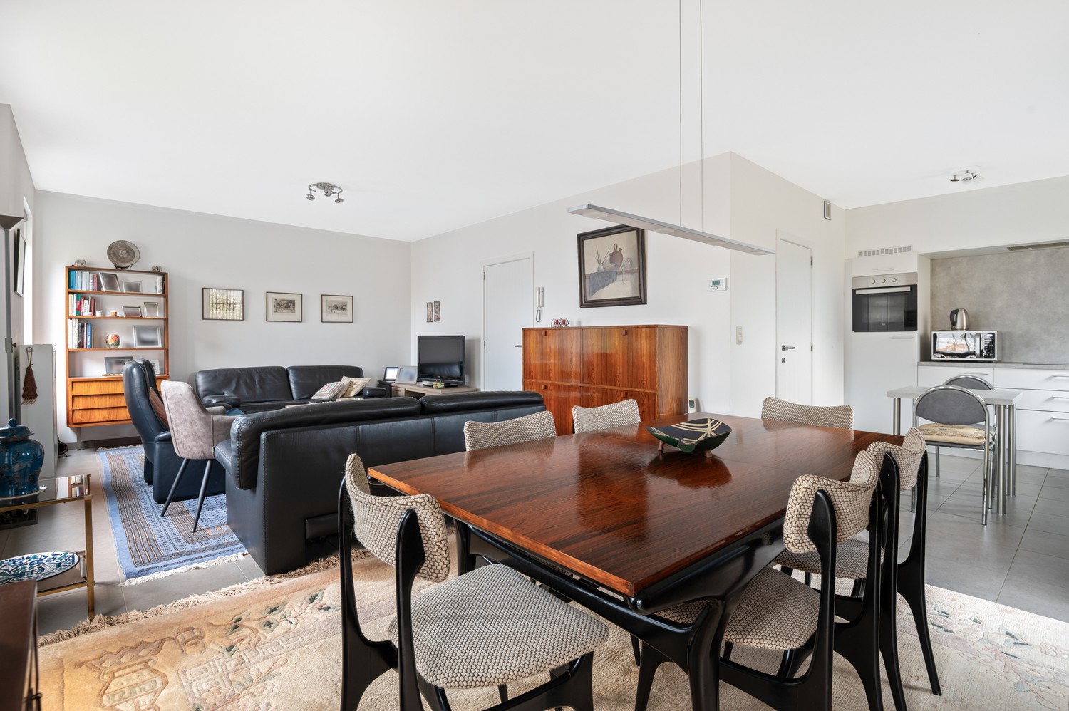 Instapklaar appartement met 2 slaapkamers, terras en ondergrondse staanplaats in Broechem! - foto 5