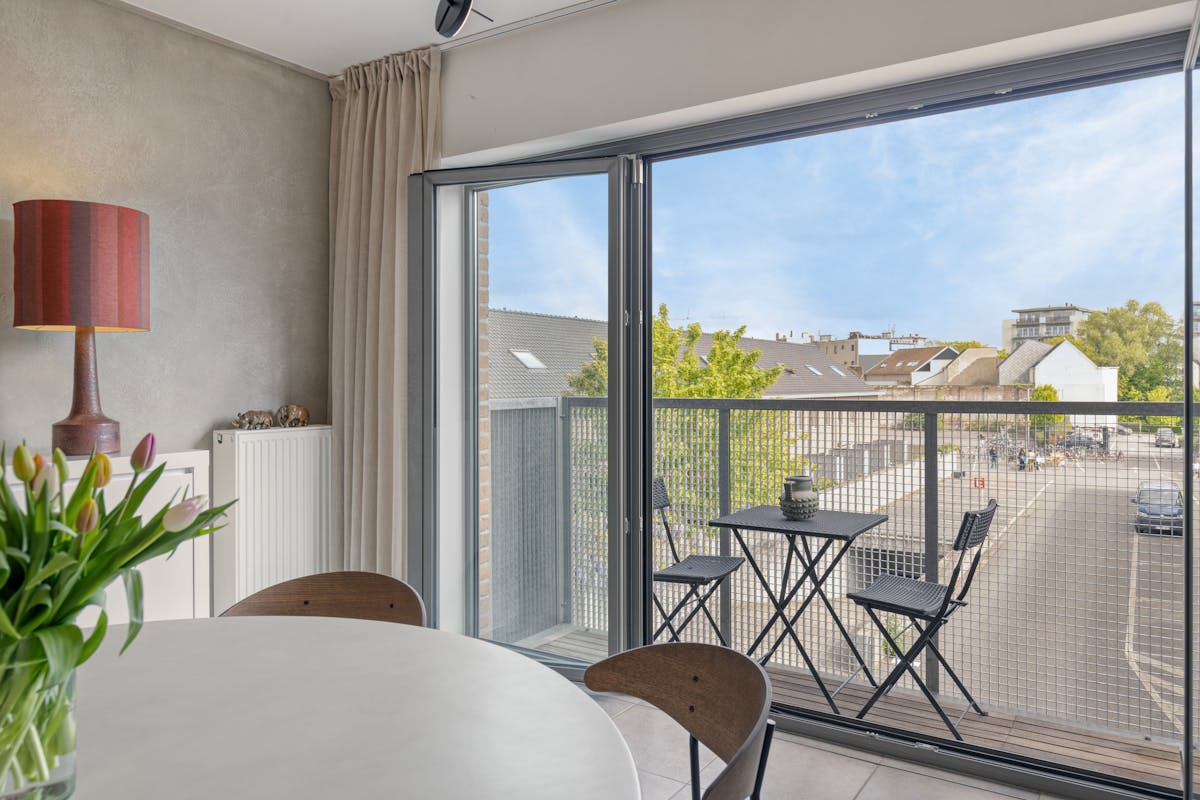 Lichtrijk tweeslaapkamerappartement - foto 5